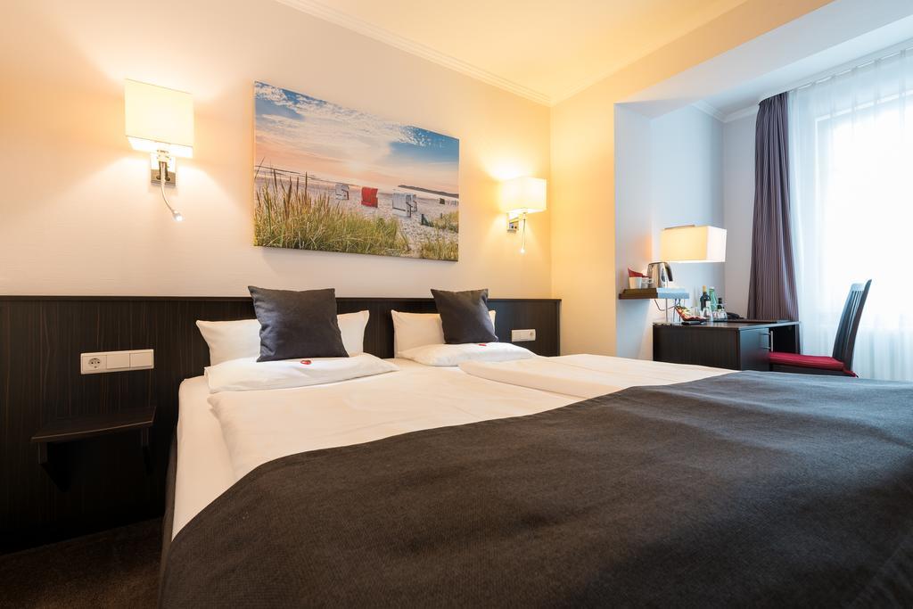 Hotel Villa Belvedere Binz Bagian luar foto